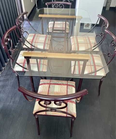 Conjunto mesa de jantar + 6 cadeiras