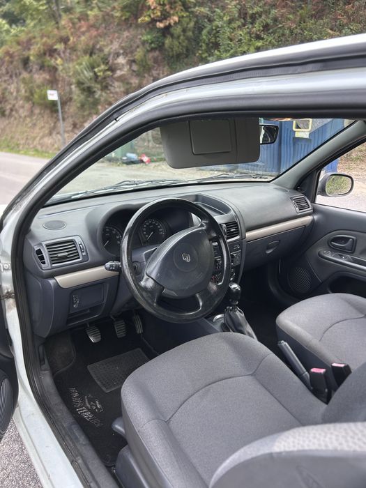 Renault clio  1.5 dci