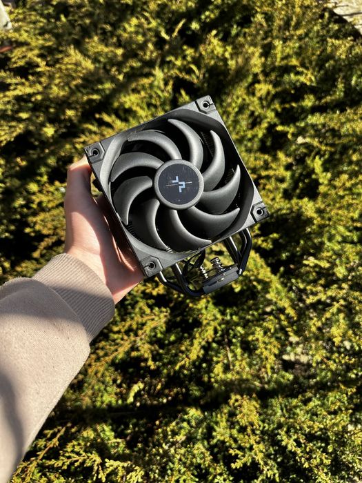 Куллер для процесора DeepCool AK400 Digital pro.