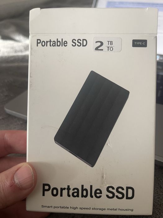 Портативний ssd накопичувач 2Tb