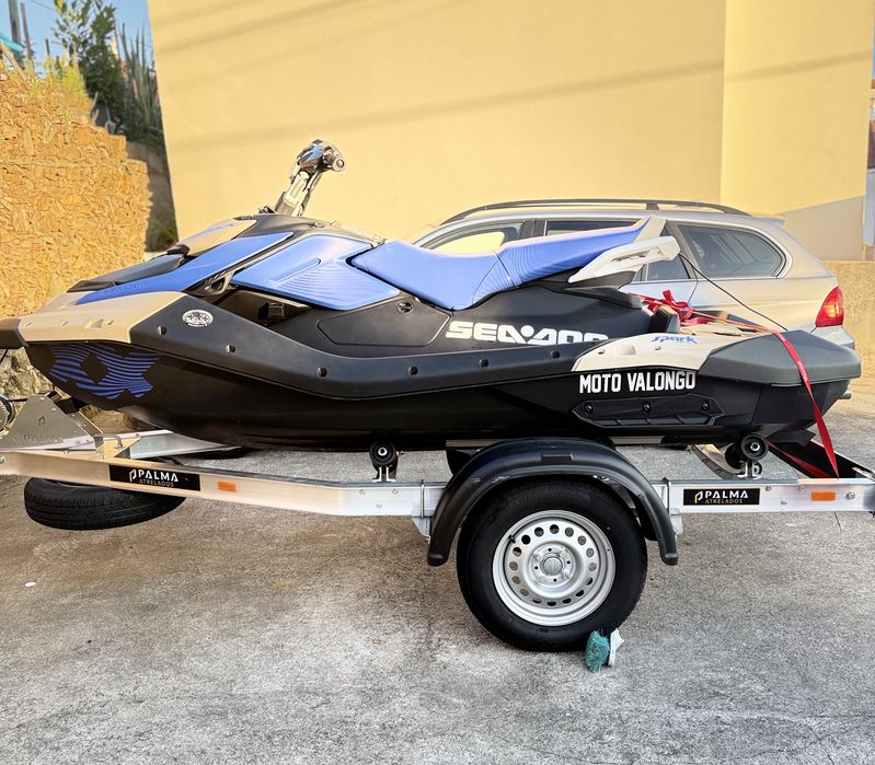 Seadoo Spark Trixx 3-up 90  9H  C/Extras