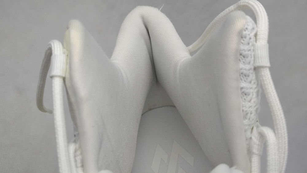 ADIDAS J Wall 2 Boost Primeknit Sneakersy Buty Sportowe Roz. 44