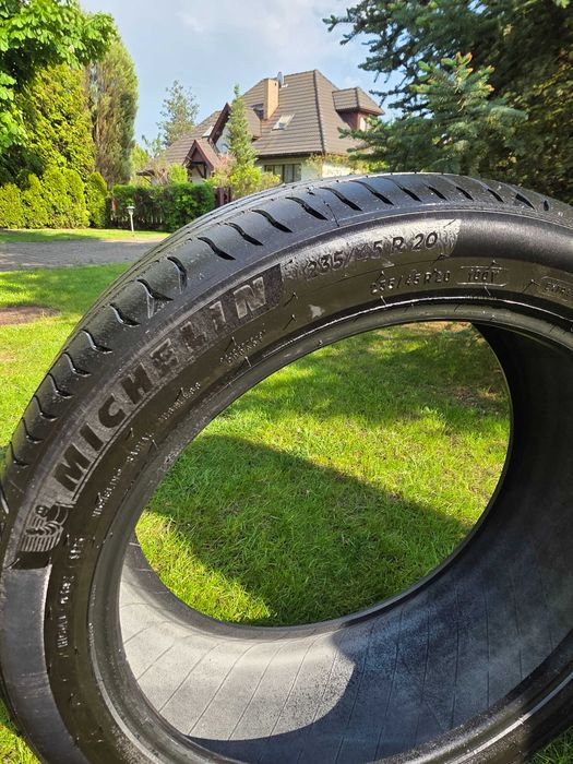 Opony Michelin 235/45 R20 100 H XL