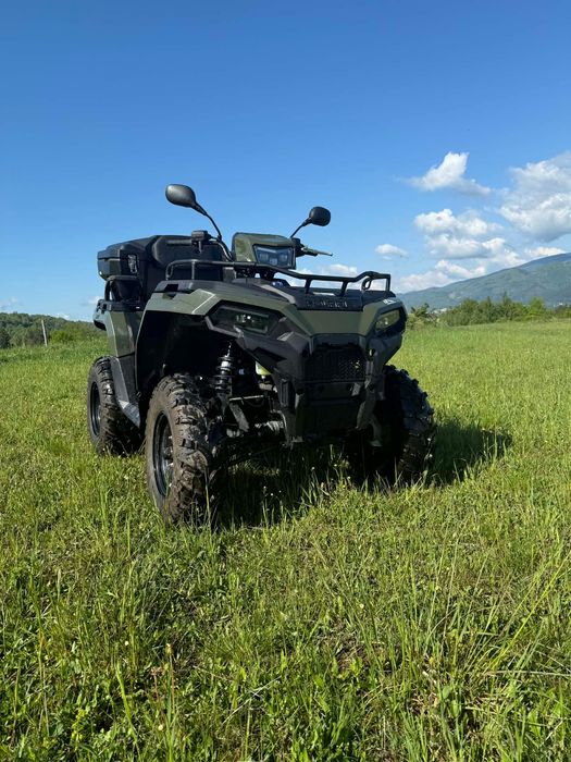 Quad Polaris 570