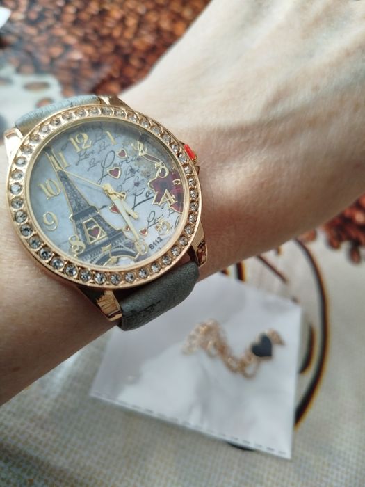 Годинники кварцеві  жіночі