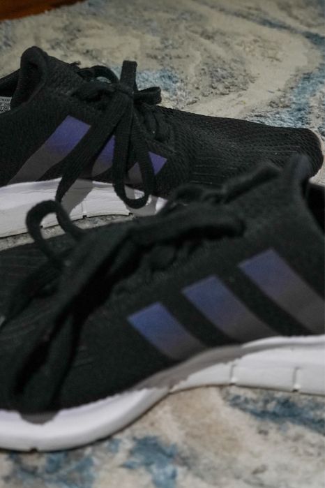 Sapatilhas adidas reflexivas