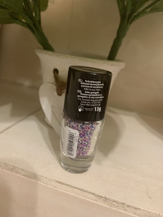 Perły kuleczki dekoracyjne do stylizacji paznokci kosmetyki