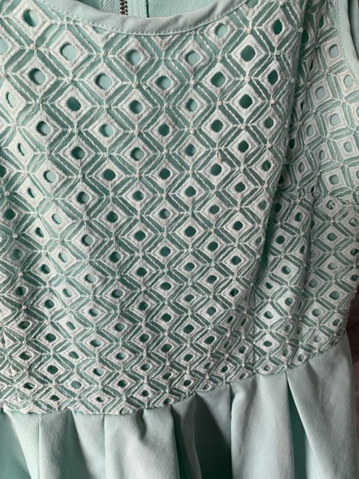 Sukienka mietowa Reserved 38