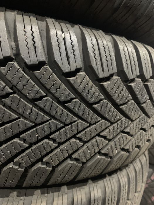 Шини б/у зима 215/55 R16 Continental TS 860