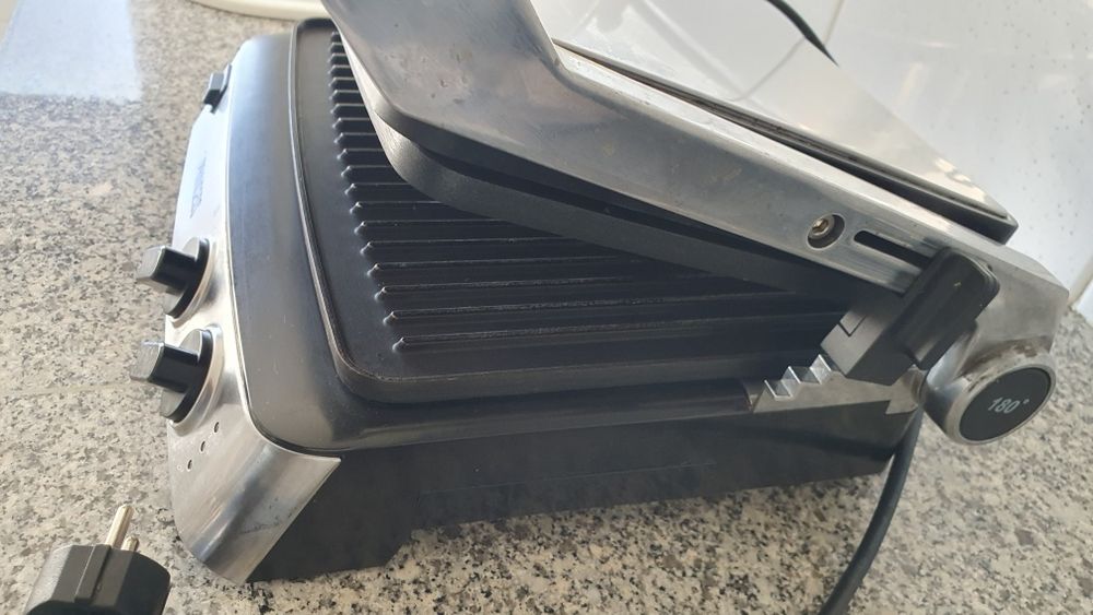 Grelhador eléctrico marca Princess