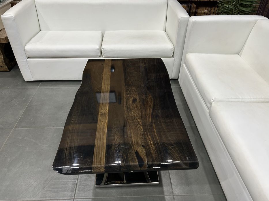 Ława na wysoki  polysk drewno i żywica kolor gleboki brąz