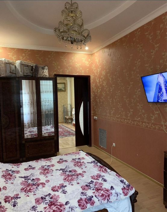 Продам квартру 4-х комнат Васильков