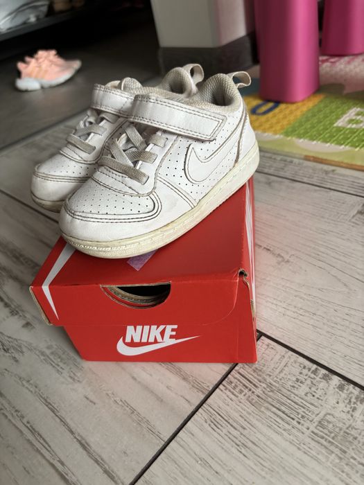 Кросівки Adidas,Nike