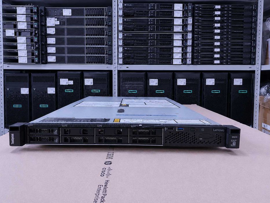 Сервер Lenovo ThinkSystem SR570