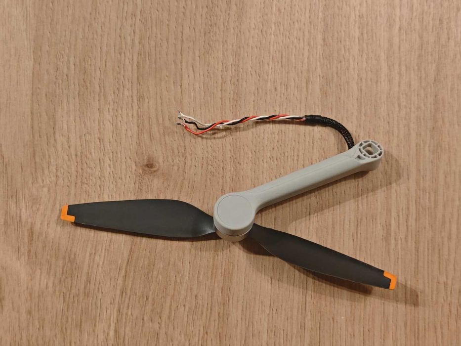DJI Mini 3 dron ramię prawe tylne prawy tył + śmigiełka naprawa serwis