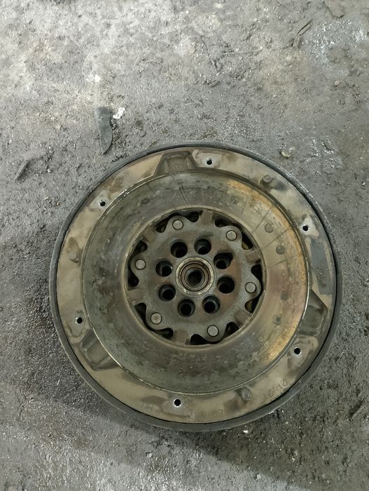 Sprzęgło dwumasa BMW E60 E90 2.0d 177