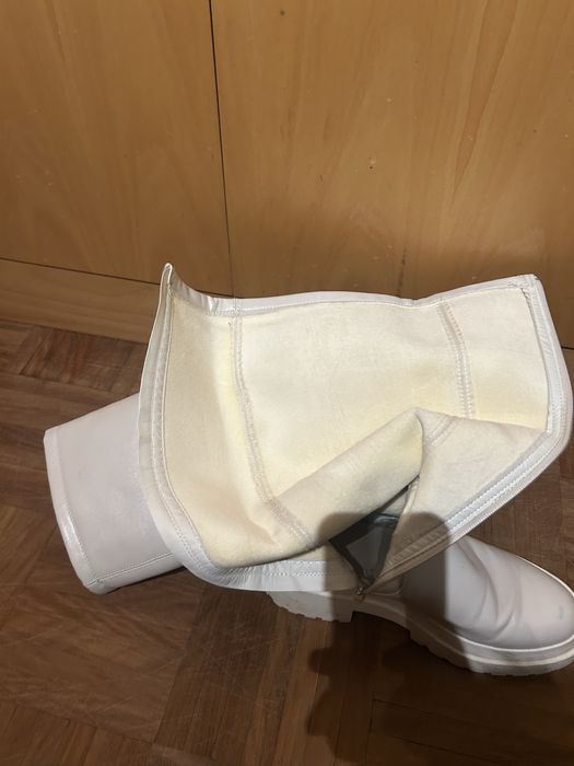 Botas cano alto brancas 37