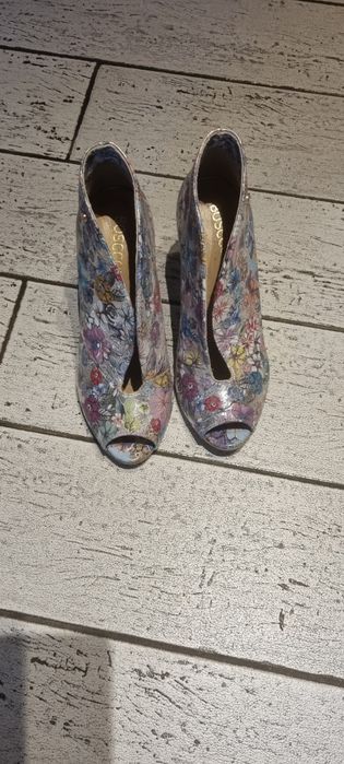 Eleganckie buty na obcasie Bosccolo 38