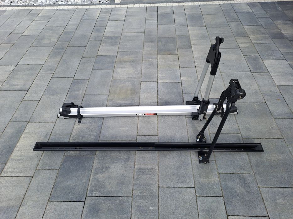 Bagaznik rowerowy thule tour + thule 1050