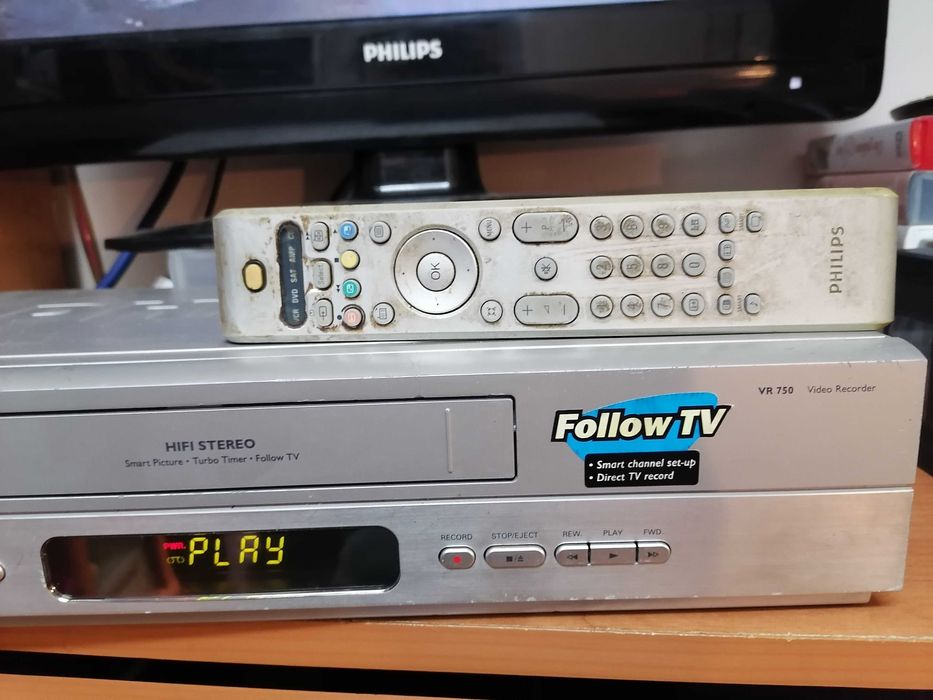 Magnetowid VHS Philips VR750 HI-FI Stereo pilot