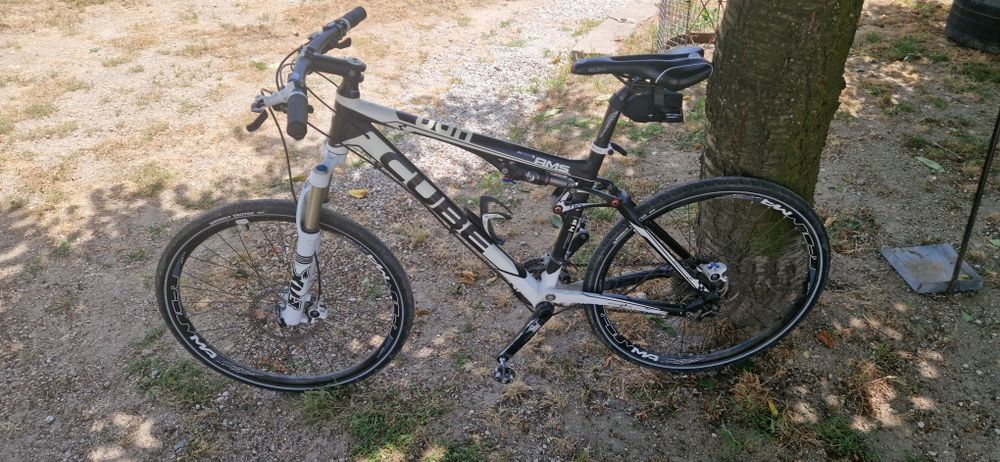 Bicicleta cube suspensão total roda 26