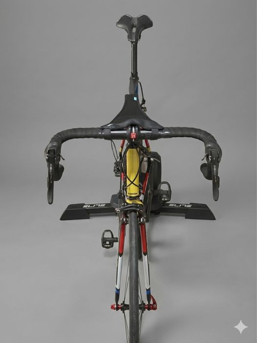 Bicicleta de Estrada LOOK Carbono + Rolo Elite Direto XR (Completa)
