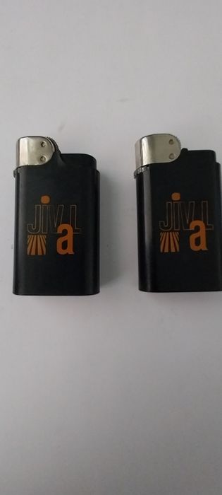 Isqueiros variados anos 80 a partir de