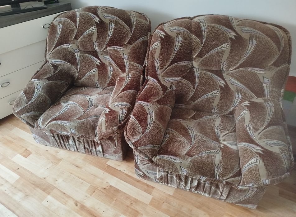 Fotele 2 sztuki oddam