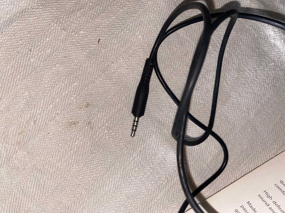 Fones NPLAY – Com fio (Jack 3.5mm)