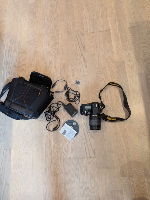Дзеркальний фотоапарат Nikon D90 + 18-105mm VR (Повний комплект + сумка)