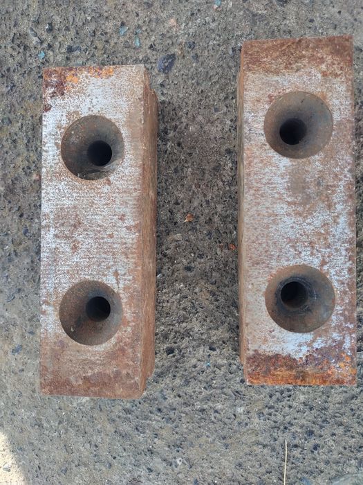 Продам деталі для різки арматури  ножиць СМЖ.