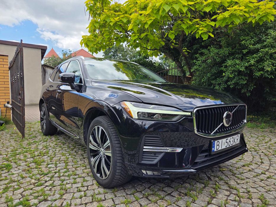 VOLVO XC60 B5 250KM Mild-Hybrid Bright Theme