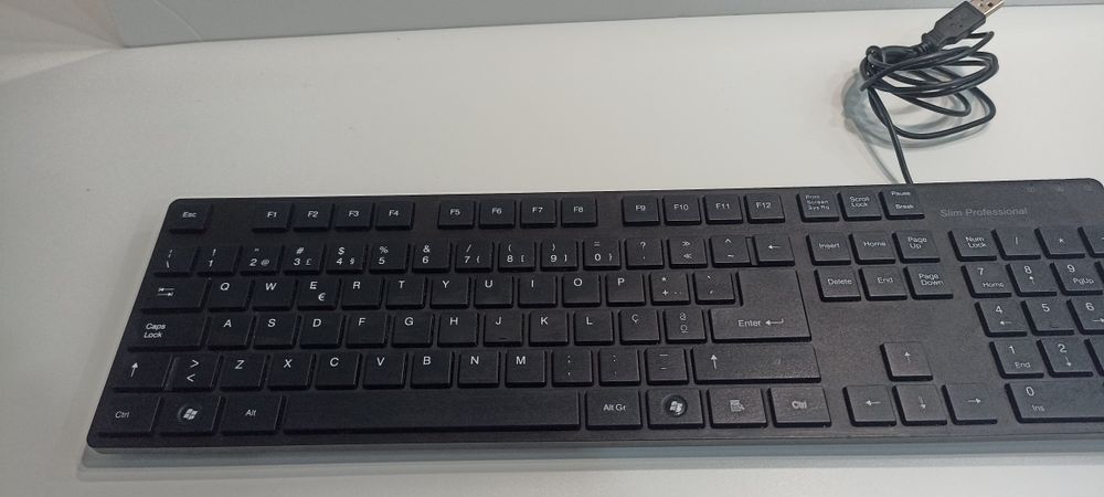Professional Keyboards64862719774851121