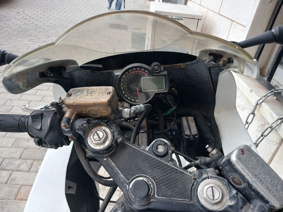 Vendo VFR 750 RC 36 1