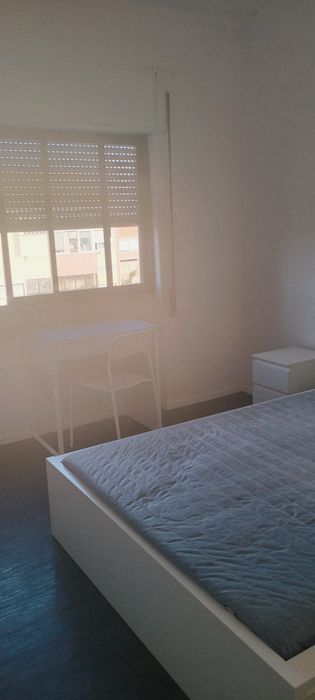 Quarto individual para alugar(Possível casal)