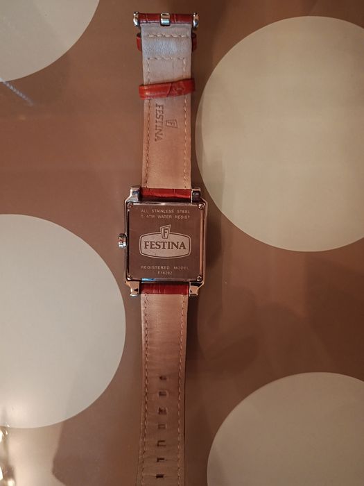 Годинник  FESTINA