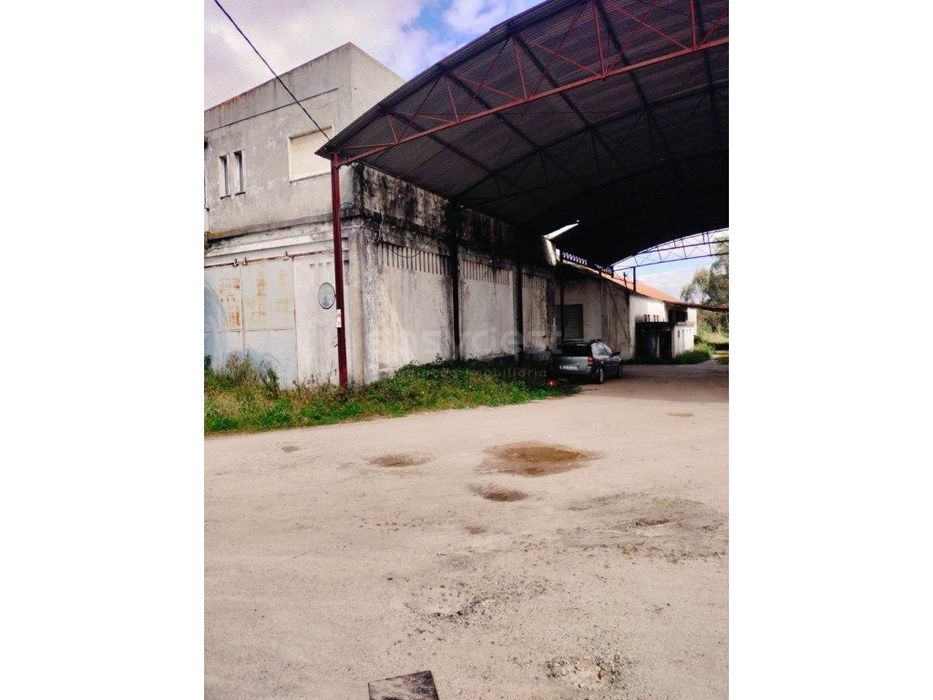 Armazém em Pegões Montijo