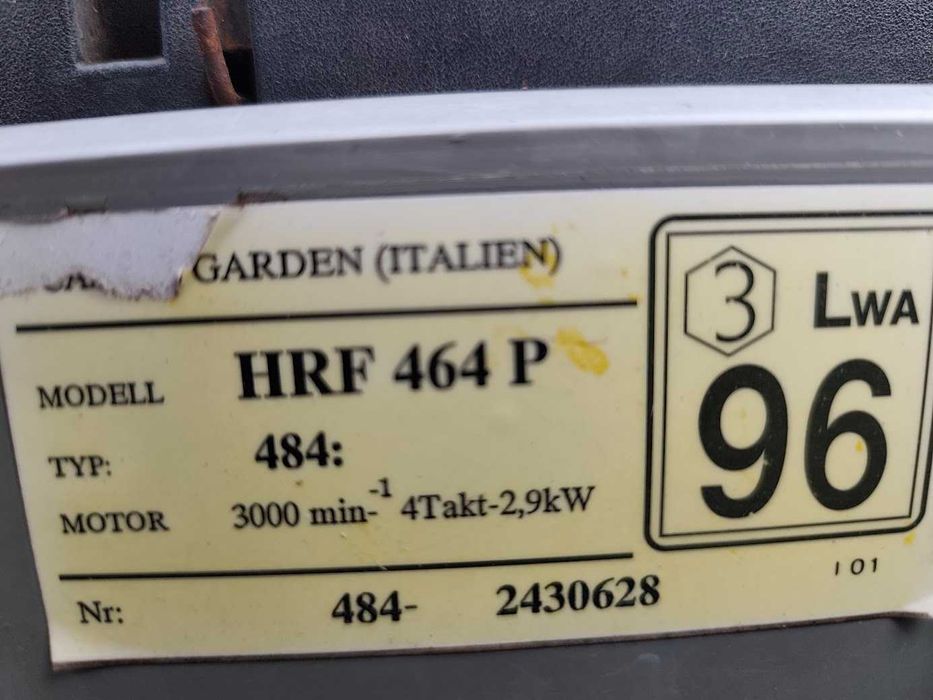 Kosiarka spalinowa HONDA z koszem.