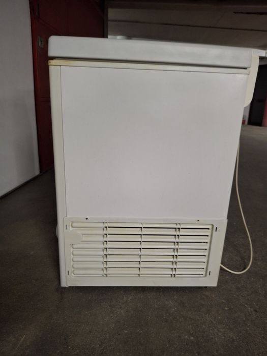 Arca congeladora (aprox. 600L)