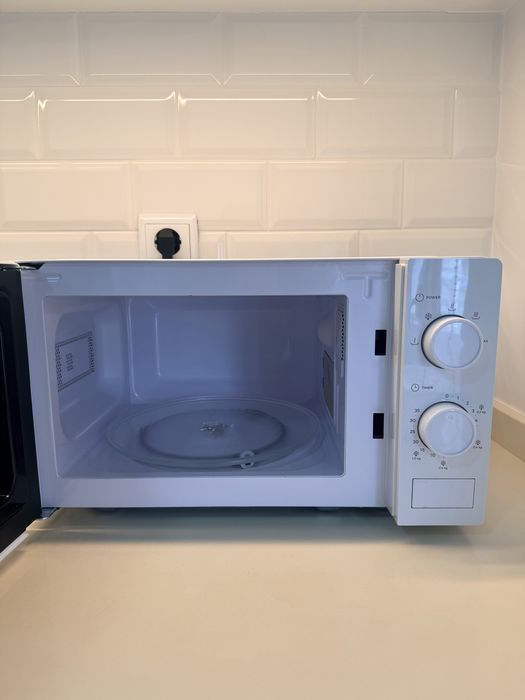 Microondas Flama 20L c/garantia