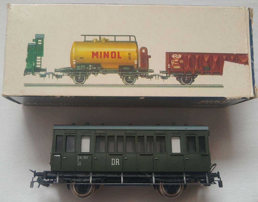 H0 - PIKO 5/6515/010 - wagon osobowy boczniak C/Sa 95/32 DR -superstan