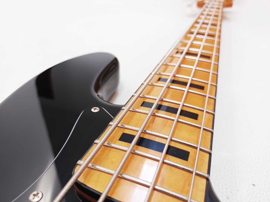 Squier Classic Vibe 70s Jazz Bass