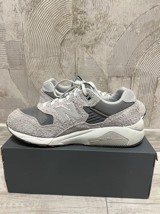 Чоловічі кррсівки New Balance 580