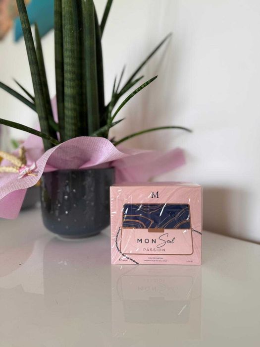 Perfume de senhora muito suave. Embalagem muito elegante