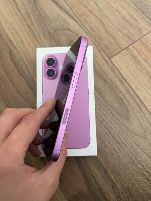 Stan idealny Iphone 16 Pink 128GB 87%kondycji