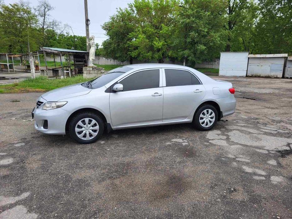 Продаж Toyota Corolla