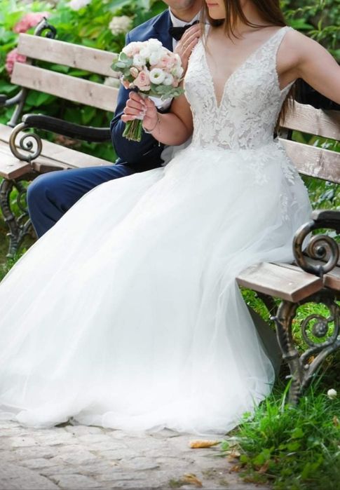 Suknia ślubna ivory +koło gratis