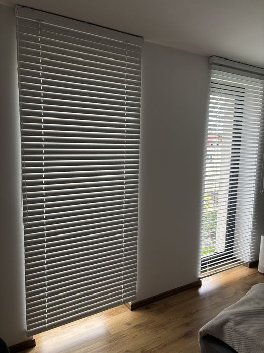 Roleta domondo 98x232 biala na sciane 2szt