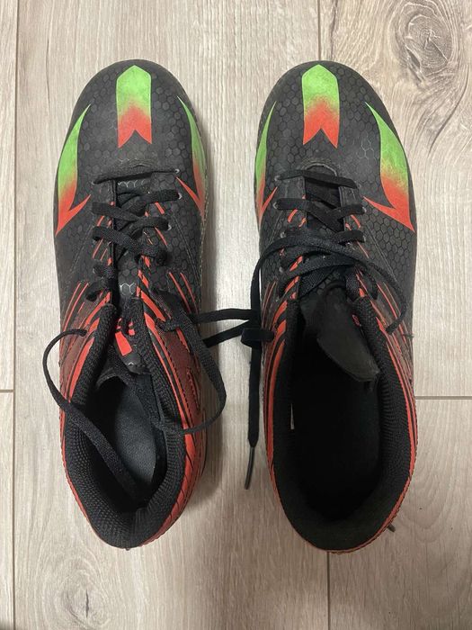Футбольні буцти Adidas