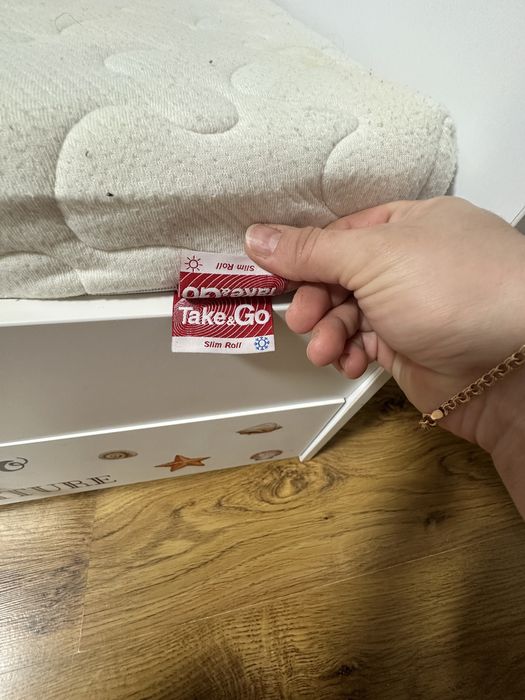 Продам дитяче ліжко з пінаматрацом